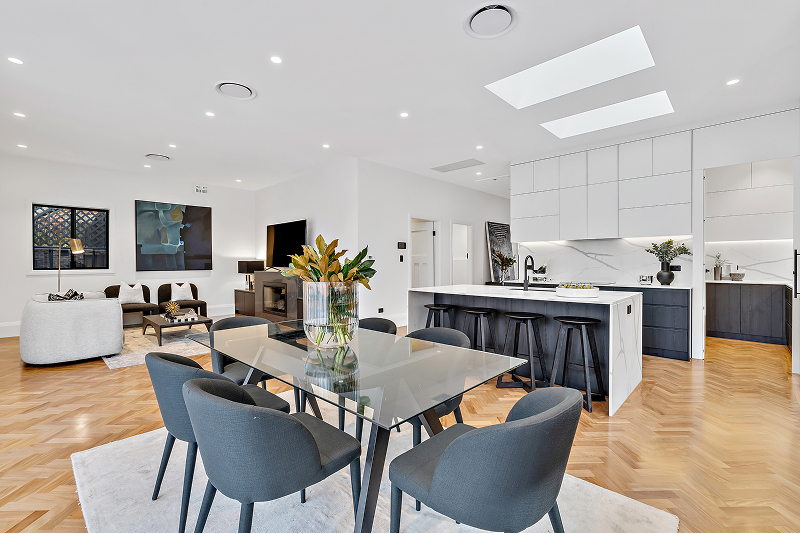 Victoria Square – Ashfield